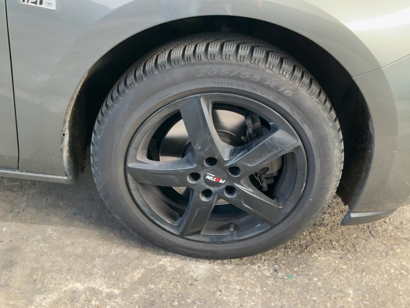 Opel Astra 1.6 CDTI 120 Jahre Start/Stop 2019 – снимка 11