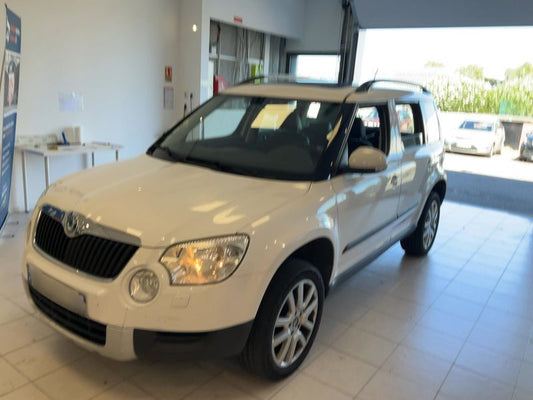 Skoda Yeti 2.0 TDI Experience 4x4 2010 – снимка 1