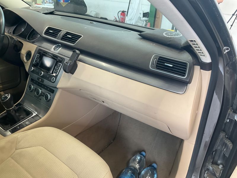 Volkswagen Passat 2.0 TDI Comfortline BlueMotion Tech 2013 – снимка на щета 46