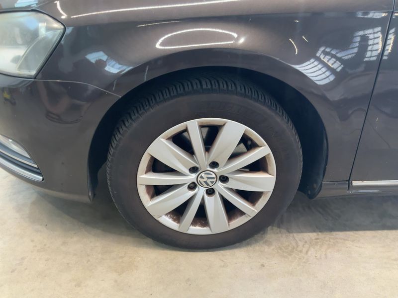 Volkswagen Passat 2.0 TDI Comfortline BlueMotion Tech 2013 – снимка 3