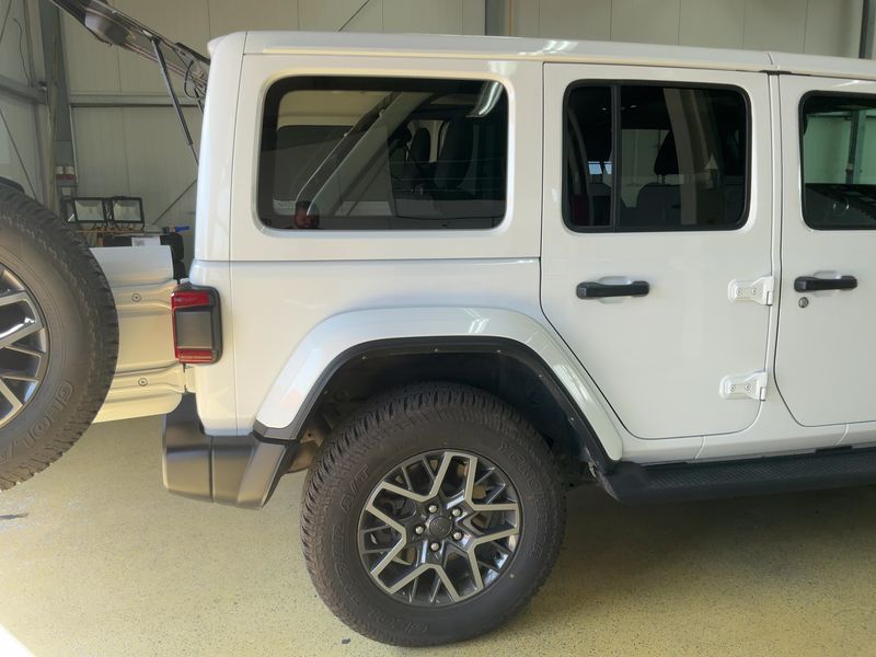 Jeep Wrangler Unlimited 2.0 4xe Plug-in Hybrid Sahara 2021 – снимка 8