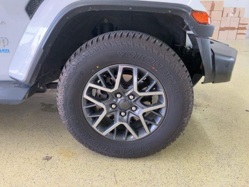 Jeep Wrangler Unlimited 2.0 4xe Plug-in Hybrid Sahara 2021 – снимка 11