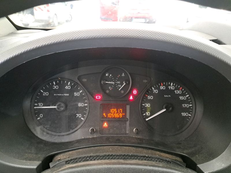 Citroen Berlingo 1.6 Blue-HDi Confort L1 2017 – снимка 5