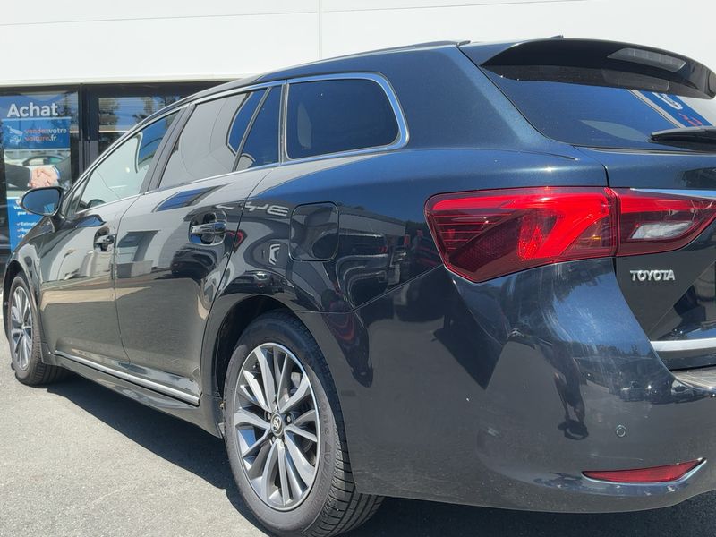 Toyota Avensis 2.0 D-4D Executive 2015 – снимка 6