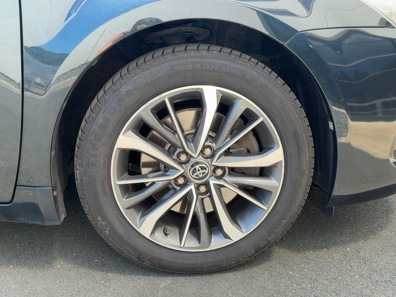 Toyota Avensis 2.0 D-4D Executive 2015 – снимка 11