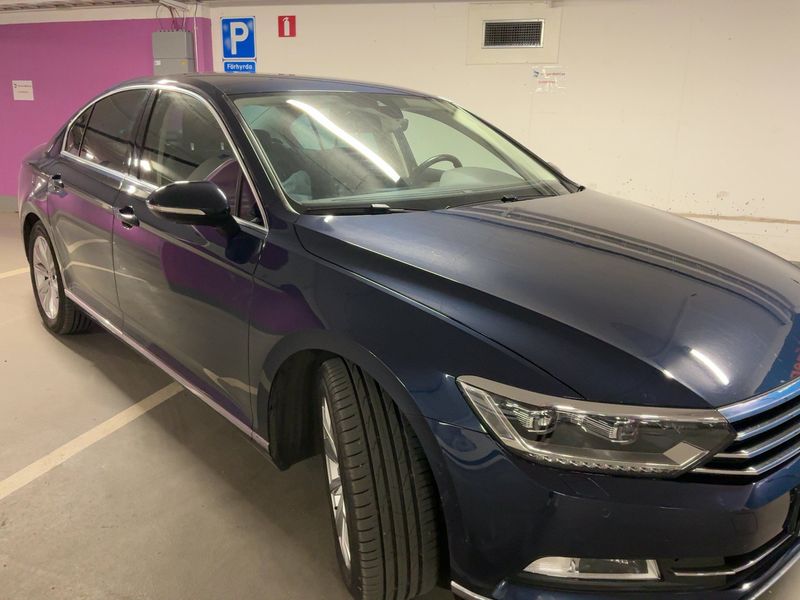 Volkswagen Passat 2.0 TDI Highline BlueMotion Tech 2015 – снимка 12