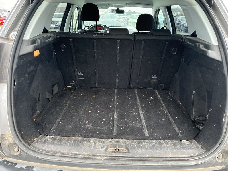 Peugeot 2008 1.6 e-HDi Style 2015 – снимка 9