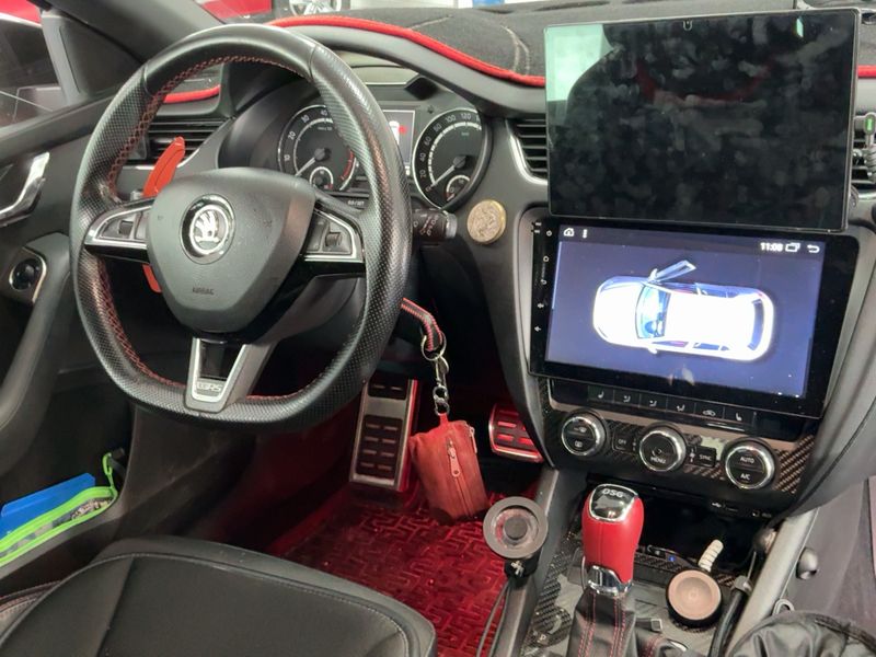 Skoda Octavia 2.0 TSI RS 2017 – снимка 17