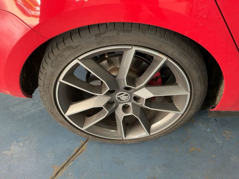 Skoda Octavia 2.0 TSI RS 2017 – снимка 9