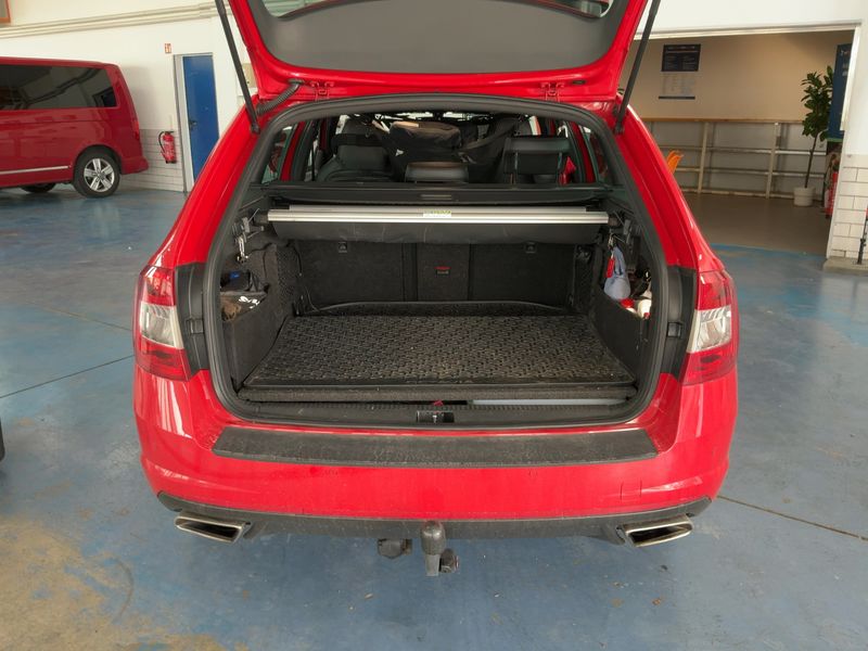 Skoda Octavia 2.0 TSI RS 2017 – снимка 15
