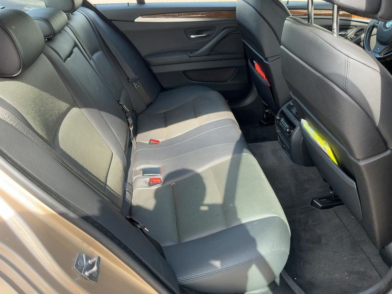 BMW 5er 550i 2012 – снимка 19