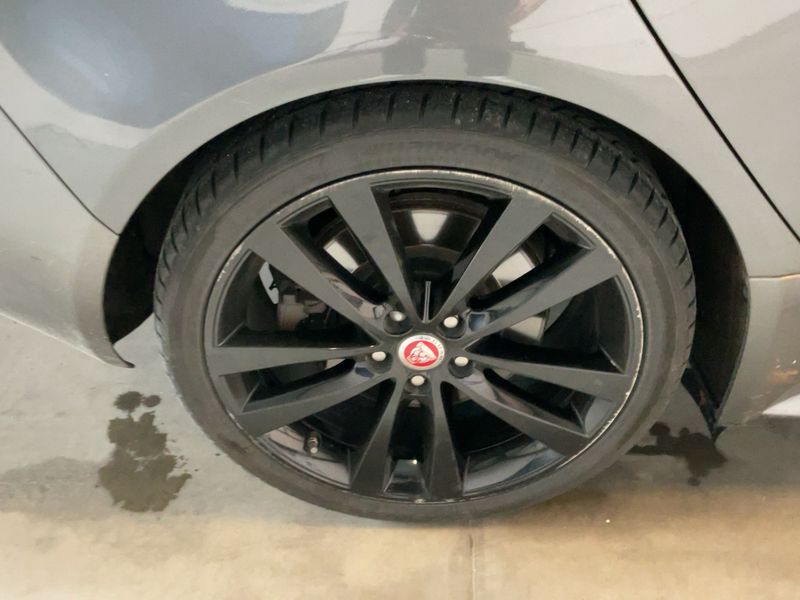 Jaguar XE 25t R-Sport 2016 – снимка 9