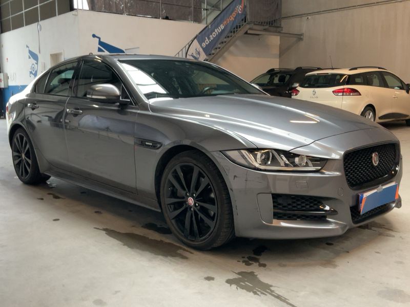 Jaguar XE 25t R-Sport 2016 – снимка 12