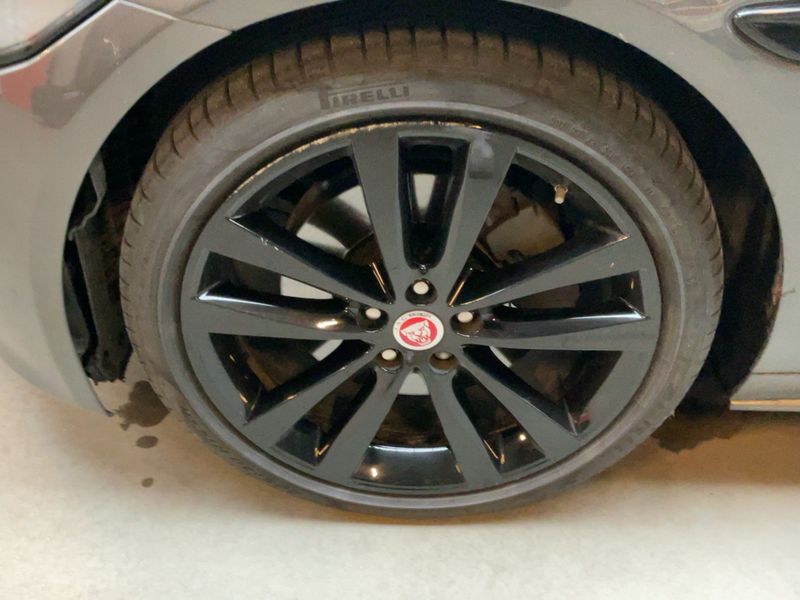Jaguar XE 25t R-Sport 2016 – снимка 3