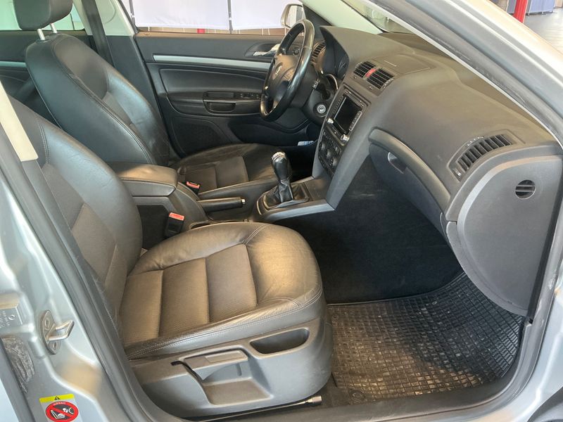 Skoda Octavia 2.0 TDI Elegance 2008 – снимка 3