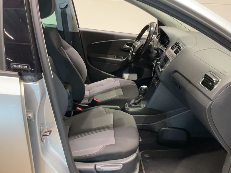 Volkswagen Polo 1.4 TDI Allstar BlueMotion Tech 2016 – снимка 16