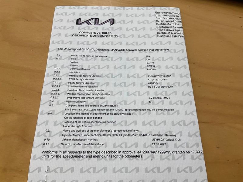 Kia pro_cee'd 1.6 TGDI GT 2022 – снимка 22