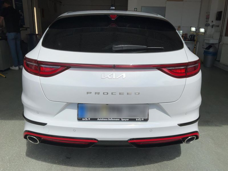 Kia pro_cee'd 1.6 TGDI GT 2022 – снимка 7