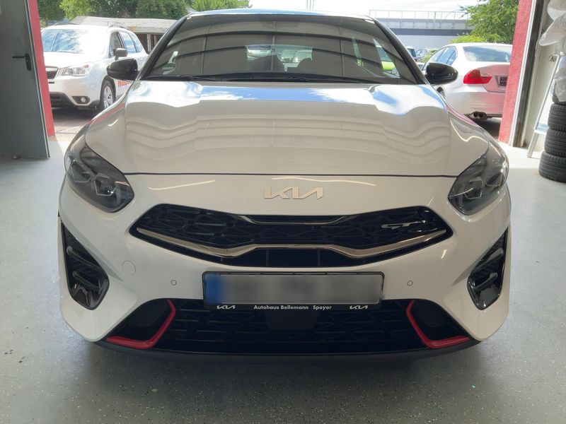 Kia pro_cee'd 1.6 TGDI GT 2022 – снимка 14