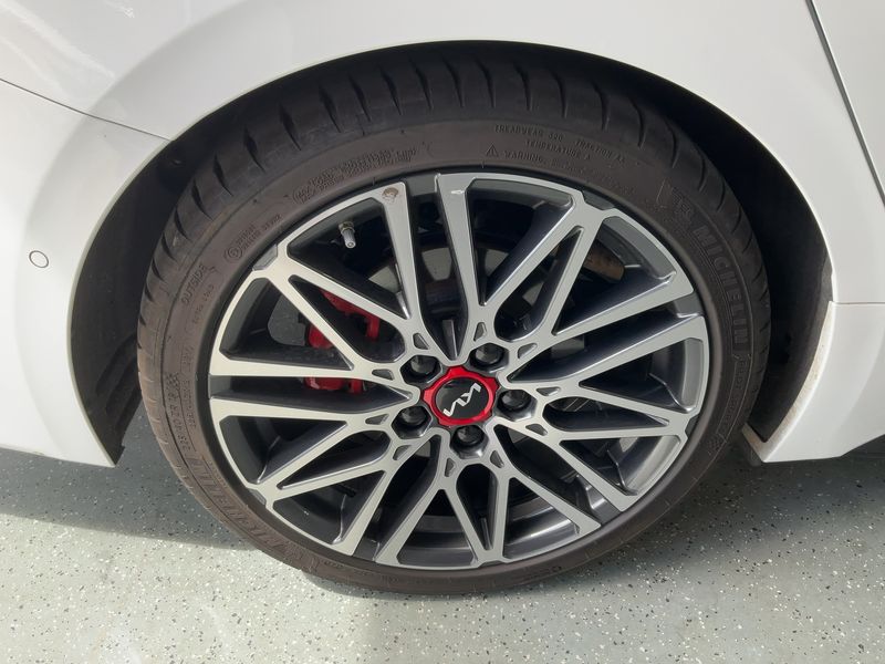 Kia pro_cee'd 1.6 TGDI GT 2022 – снимка 9