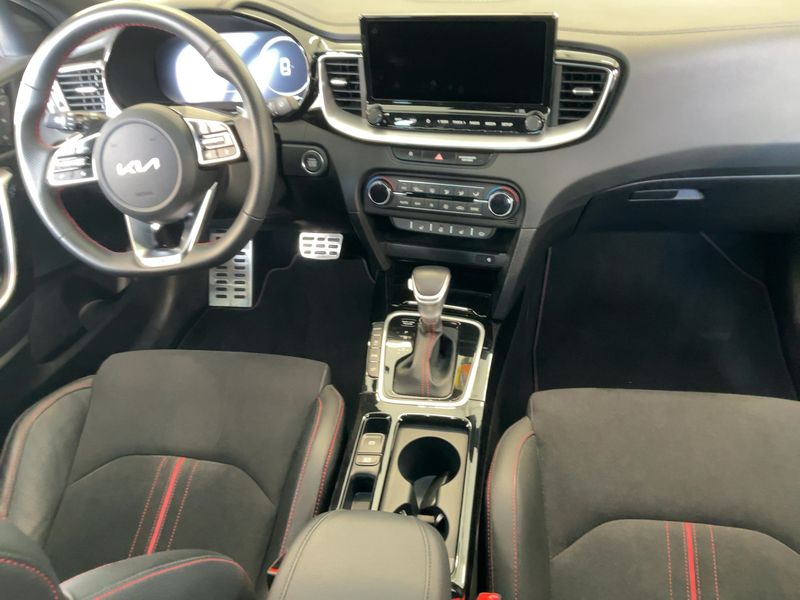 Kia pro_cee'd 1.6 TGDI GT 2022 – снимка 18