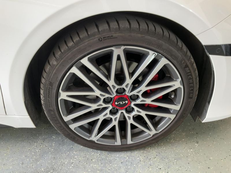 Kia pro_cee'd 1.6 TGDI GT 2022 – снимка 11