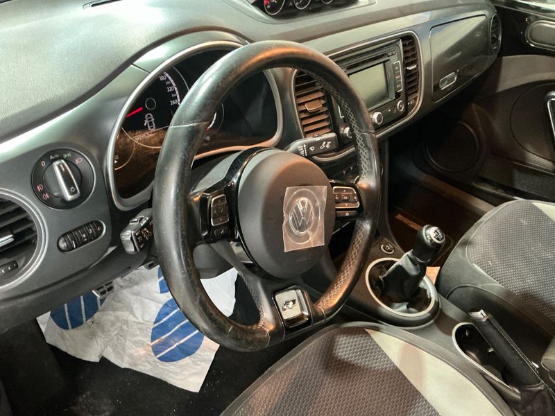 Volkswagen Beetle 1.4 TSI Sport 2014 – снимка 30