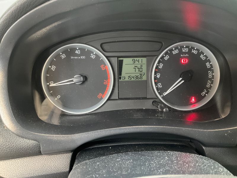 Skoda Fabia 1.2 Style Edition 2009 – снимка 4