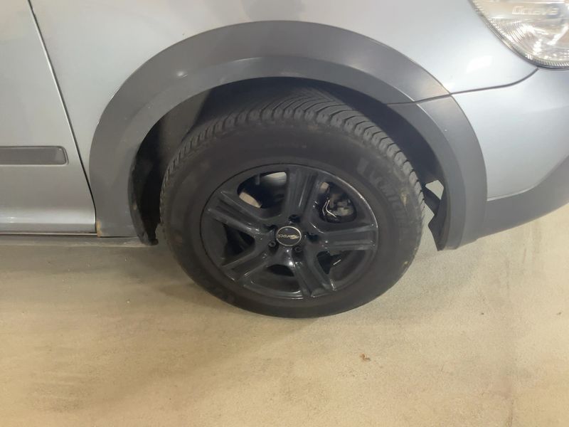 Skoda Octavia 2.0 TDI Scout 4x4 2013 – снимка 11