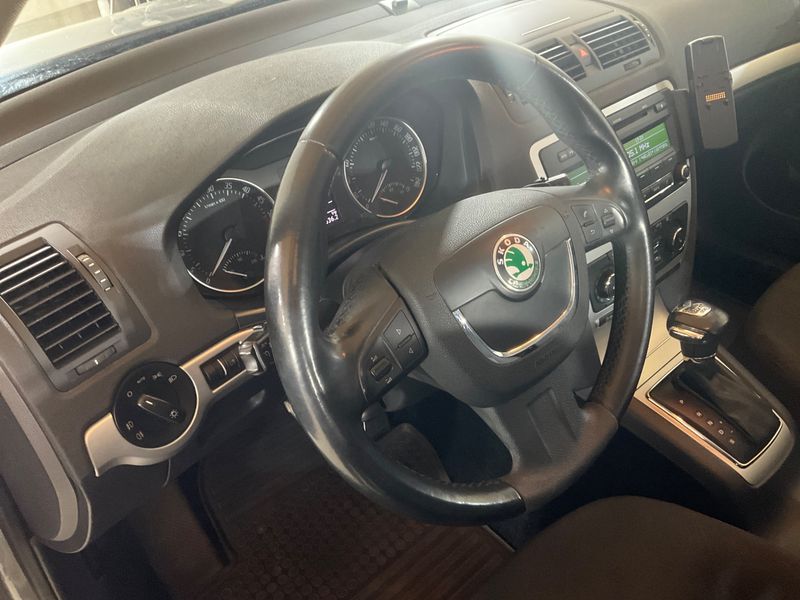 Skoda Octavia 2.0 TDI Scout 4x4 2013 – снимка 26