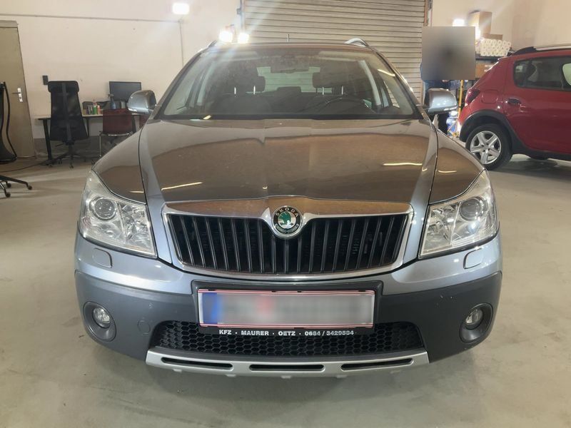 Skoda Octavia 2.0 TDI Scout 4x4 2013 – снимка 14