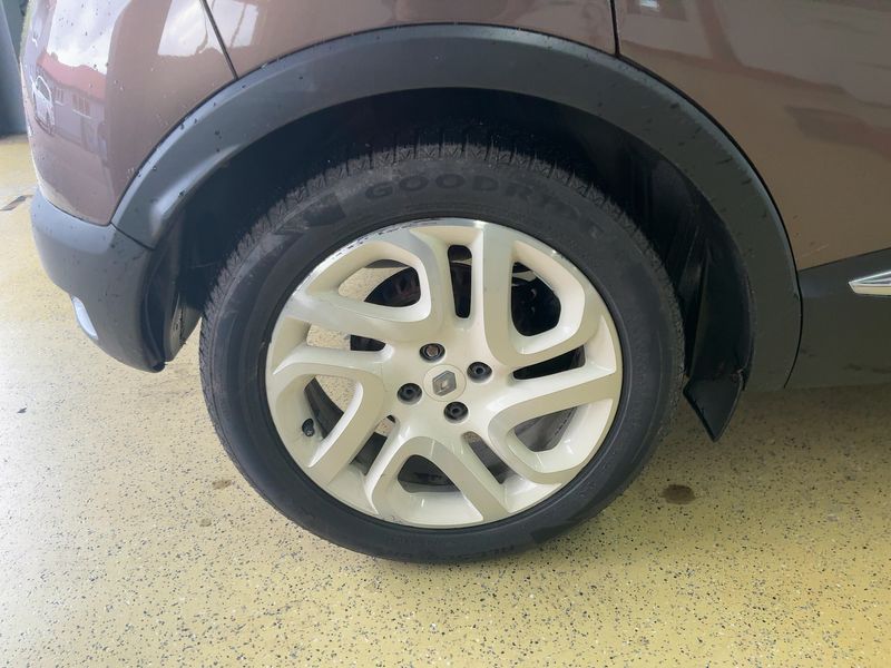 Renault Captur 1.2 TCe Dynamique 2013 – снимка 9