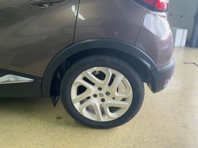 Renault Captur 1.2 TCe Dynamique 2013 – снимка 5