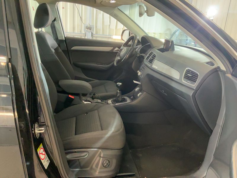 Audi Q3 2.0 TDI quattro 2013 – снимка 16