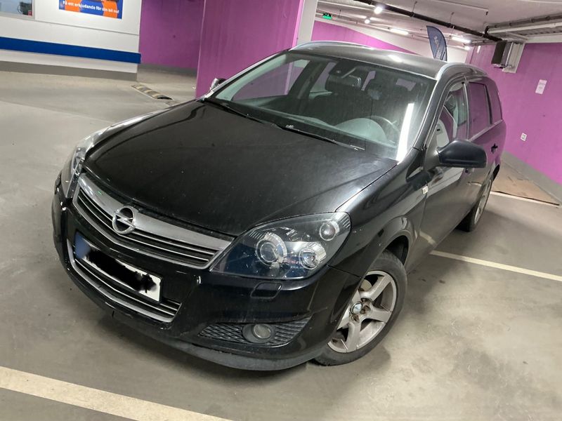 Opel Astra 1.6 Edition 2009 – снимка 1