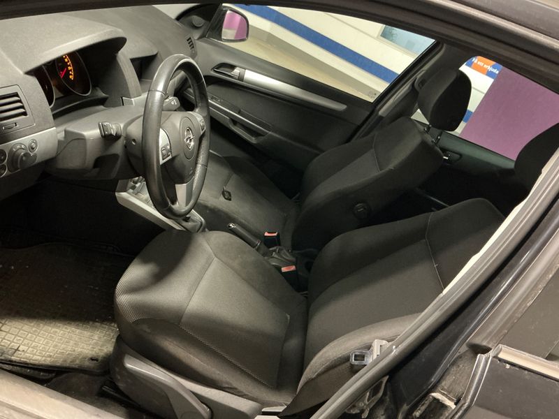 Opel Astra 1.6 Edition 2009 – снимка 3