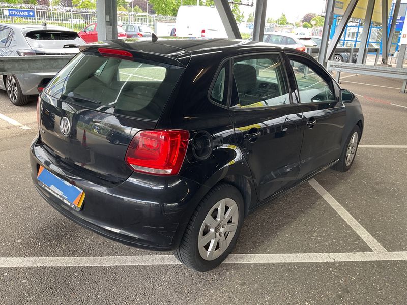 Volkswagen Polo 1.2 Trendline 2013 – снимка 2