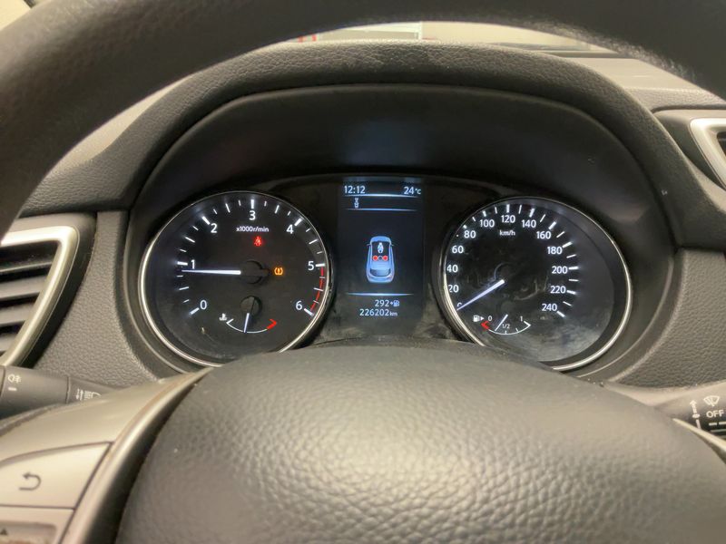 Nissan Qashqai 1.5 Turbodiesel Visia 2016 – снимка 18