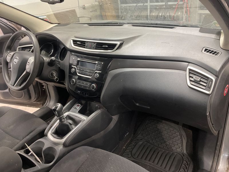 Nissan Qashqai 1.5 Turbodiesel Visia 2016 – снимка 32