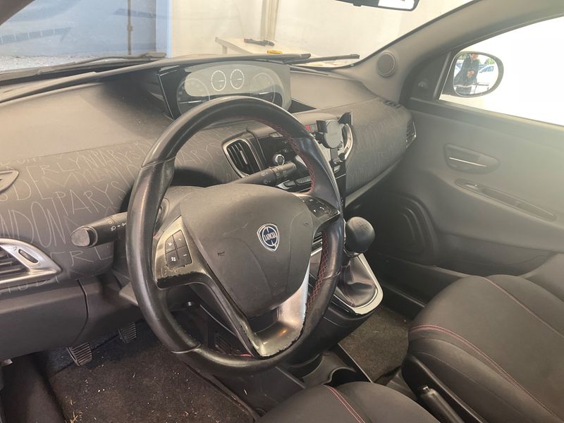 Lancia Ypsilon 1.2 GPL Elefantino 2013 – снимка 27