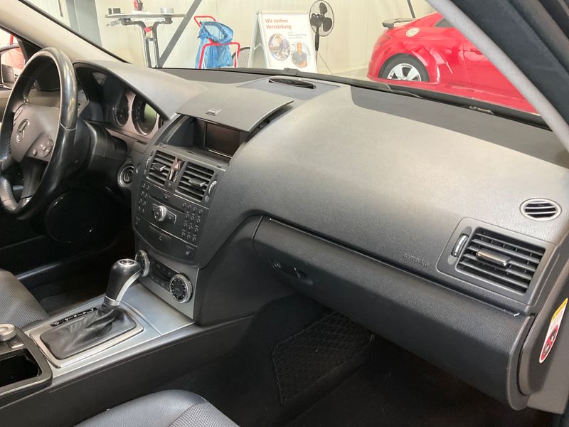 Mercedes-Benz C-Klasse C 180 Kompressor T BlueEfficiency Avantgarde 2010 – снимка 32