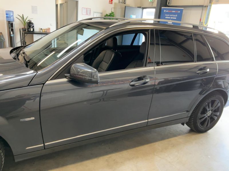Mercedes-Benz C-Klasse C 180 Kompressor T BlueEfficiency Avantgarde 2010 – снимка 4