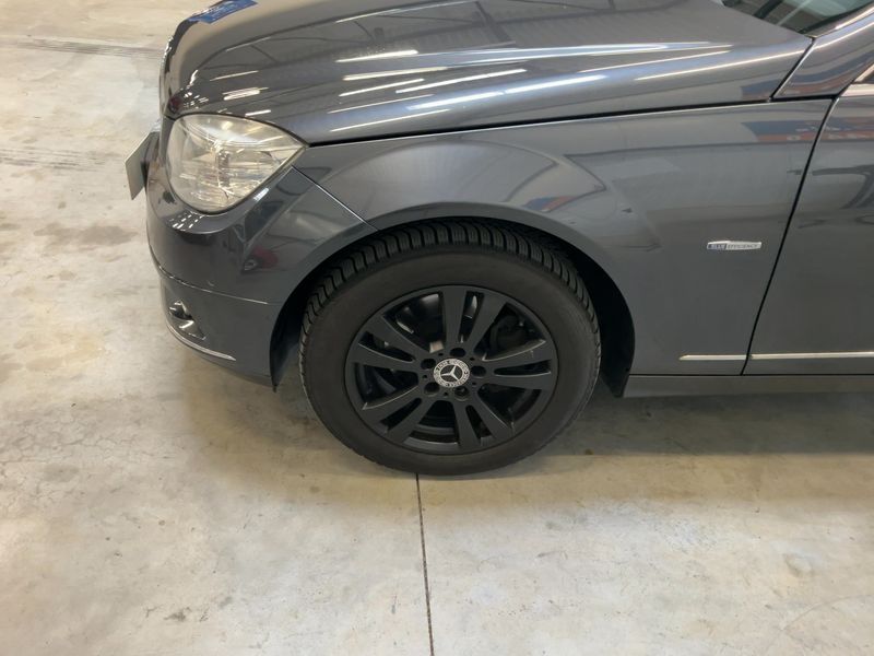 Mercedes-Benz C-Klasse C 180 Kompressor T BlueEfficiency Avantgarde 2010 – снимка 3
