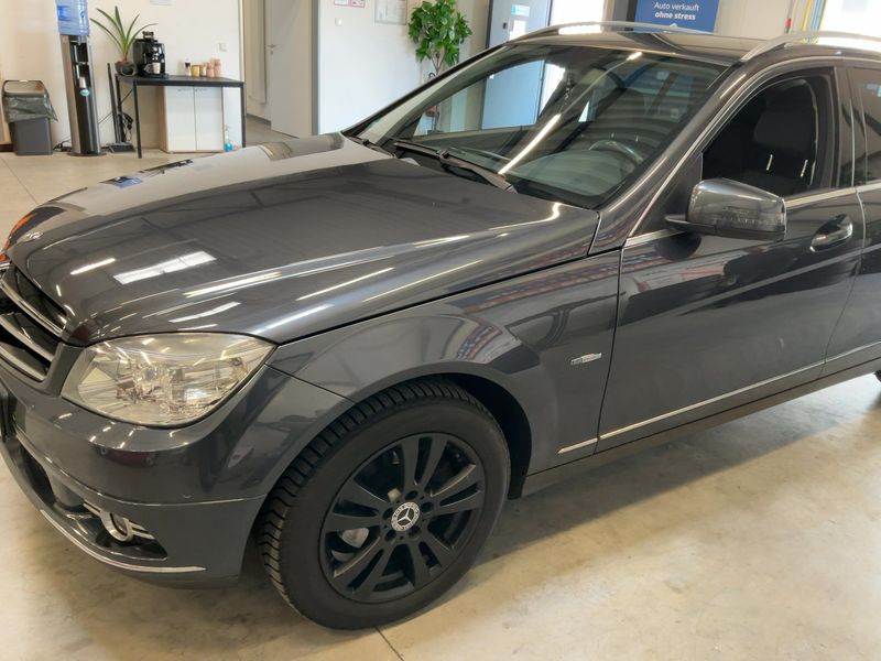 Mercedes-Benz C-Klasse C 180 Kompressor T BlueEfficiency Avantgarde 2010 – снимка 2