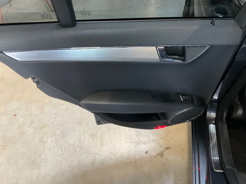 Mercedes-Benz C-Klasse C 180 Kompressor T BlueEfficiency Avantgarde 2010 – снимка 31