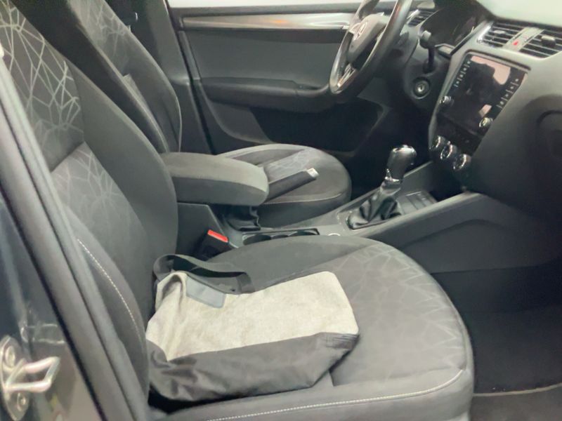 Skoda Octavia 1.6 TDI Clever 2018 – снимка 17
