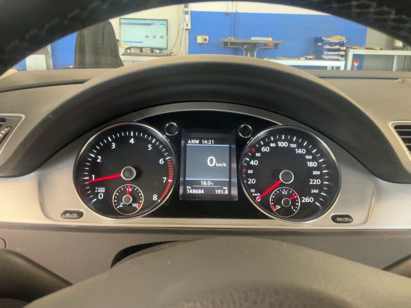 Volkswagen Passat 2.0 TSI Highline 2014 – снимка 19