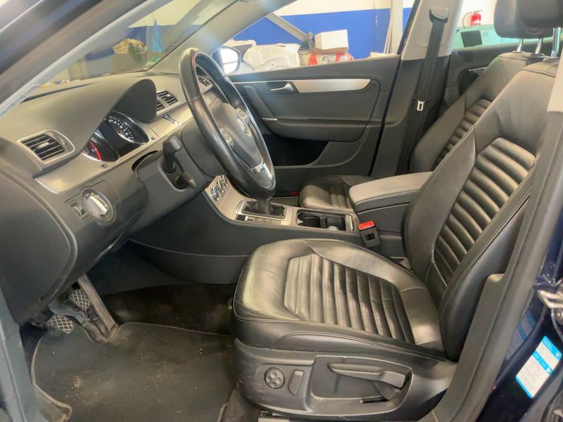 Volkswagen Passat 2.0 TSI Highline 2014 – снимка 17