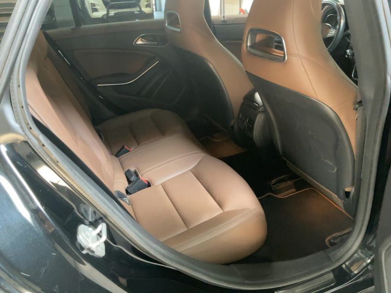 Mercedes-Benz CLA-Klasse CLA 220 Shooting Brake Urban 2015 – снимка 19