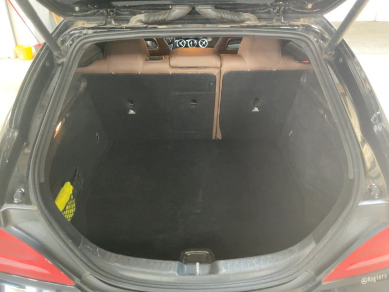 Mercedes-Benz CLA-Klasse CLA 220 Shooting Brake Urban 2015 – снимка 15